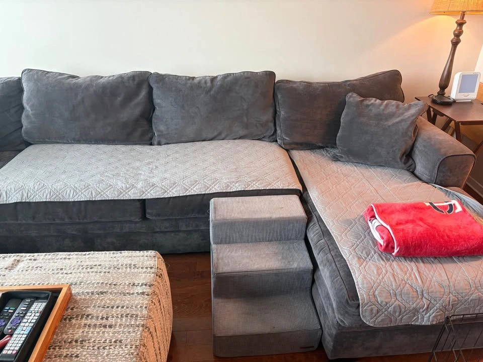 Jonathan Louis Modular Sectional ($3K+ Retail) - $1000 OBO - photo 3