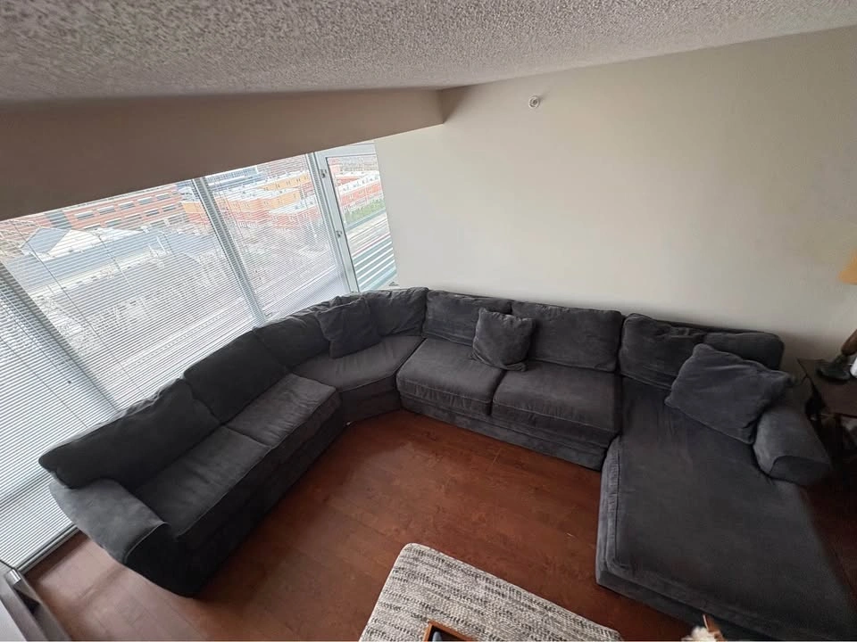 Jonathan Louis Modular Sectional ($3K+ Retail) - $1000 OBO - photo 4