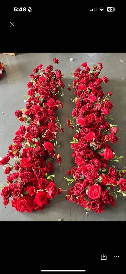 Flower arch for rent x 1 pieces 2 available.