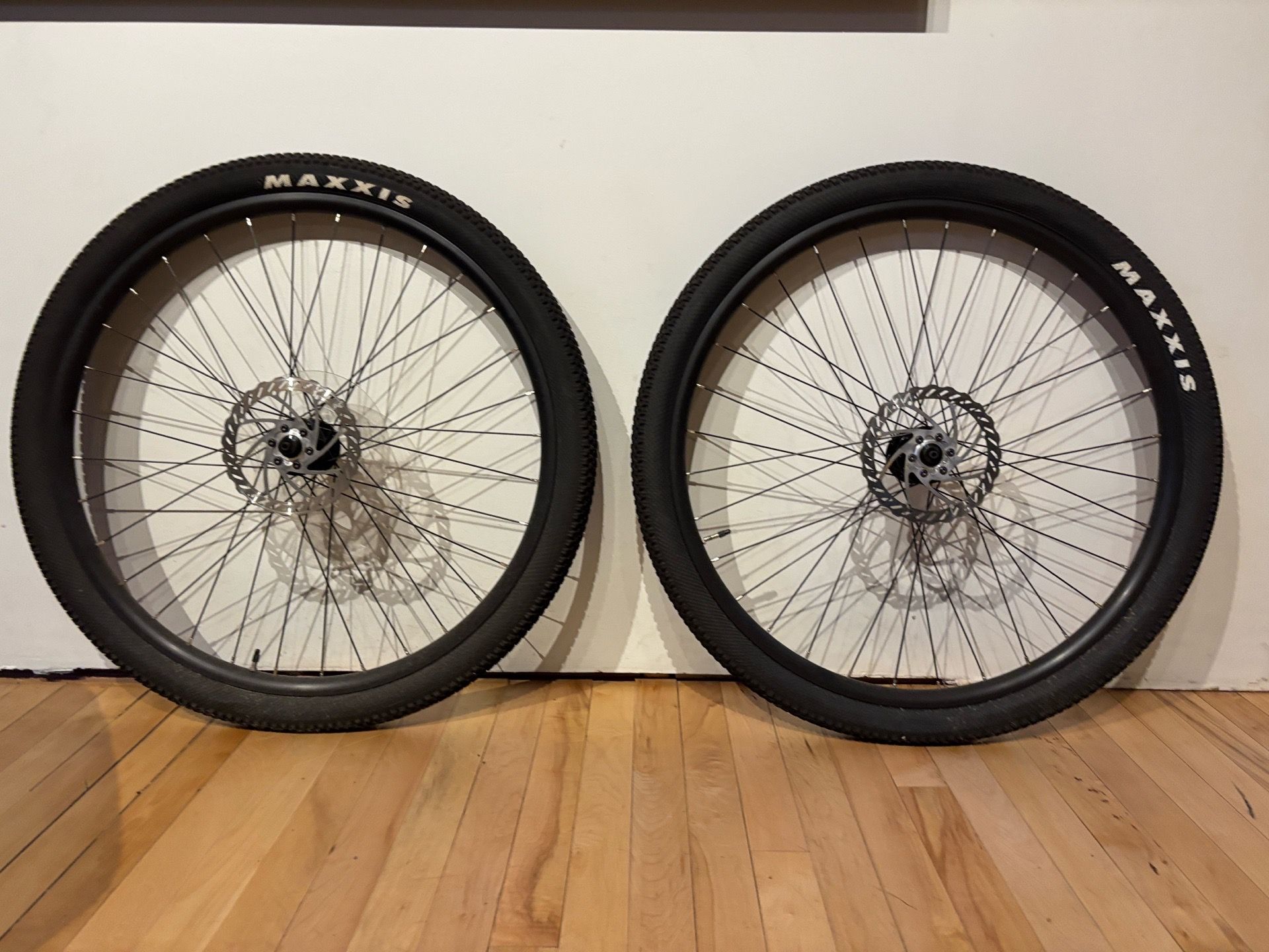 650b Wheel Set - Maxxis Pace