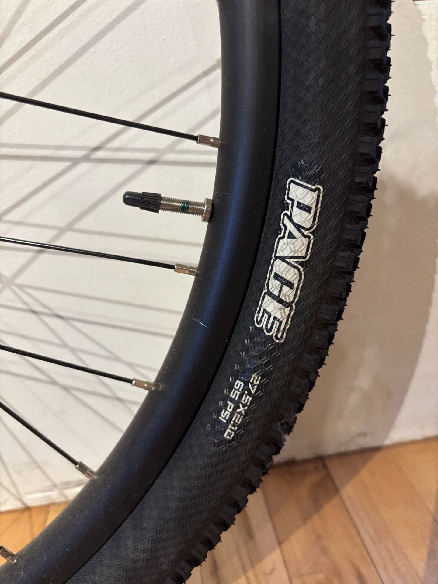 650b Wheel Set - Maxxis Pace - photo 2