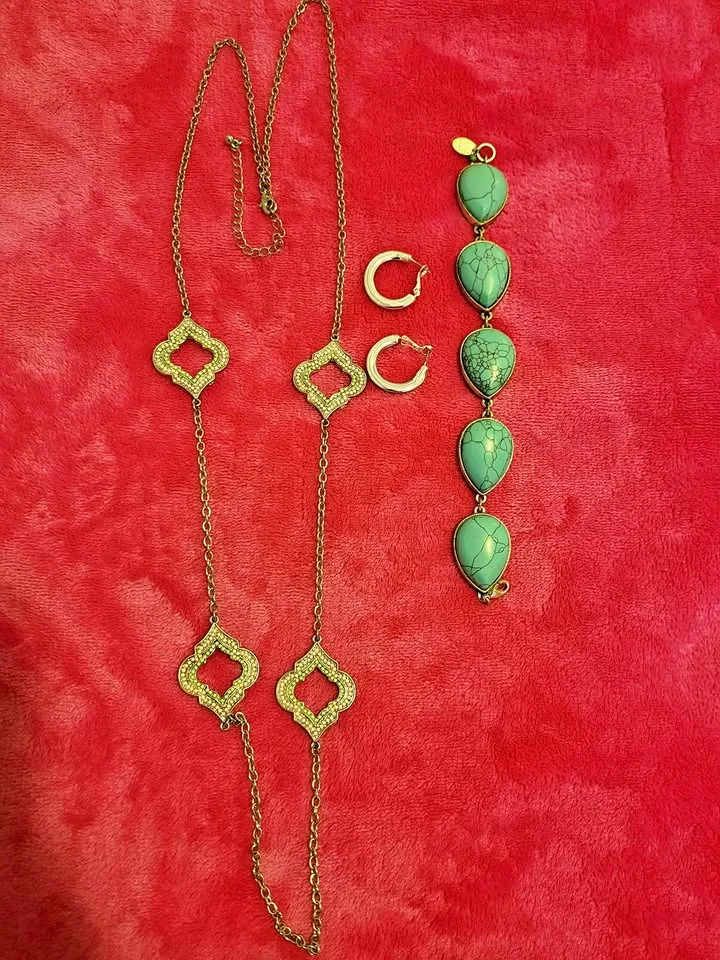 Fashion Jewelry Set - 3 piece Set thumbnail