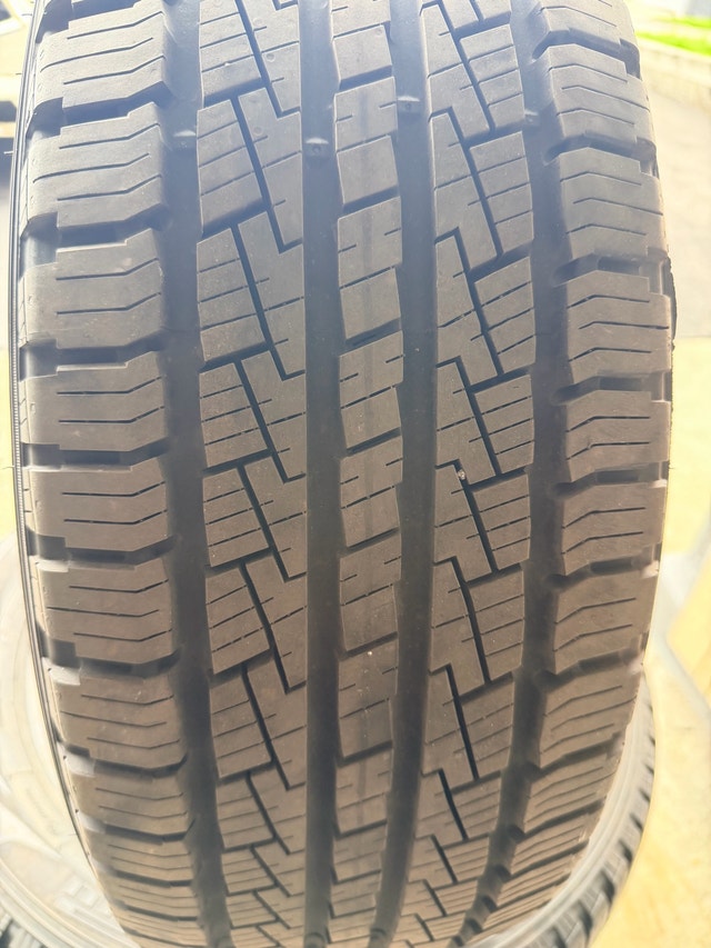 Pirelli P245/50R20 All Season Tires - photo 5