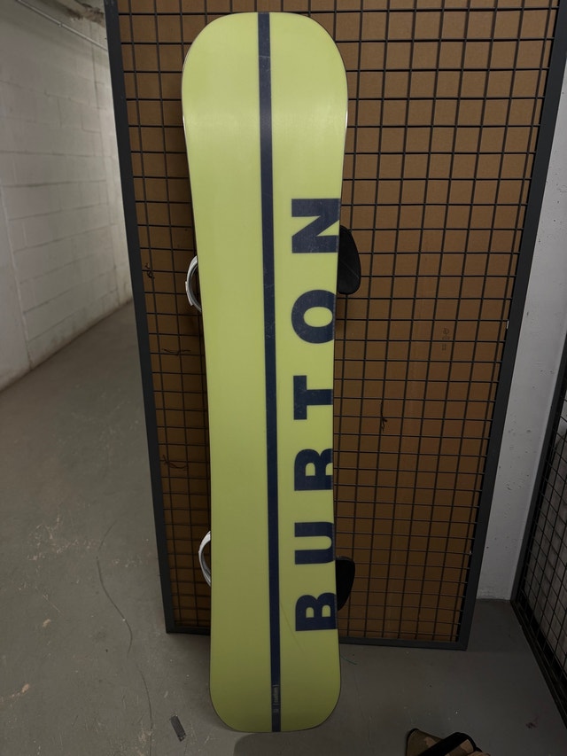 Burton Custom Snowboard w/ Bindings & Bag - 158cm