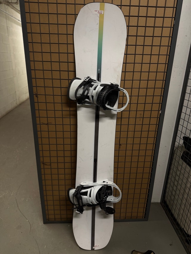 Burton Custom Snowboard w/ Bindings & Bag - 158cm - photo 2