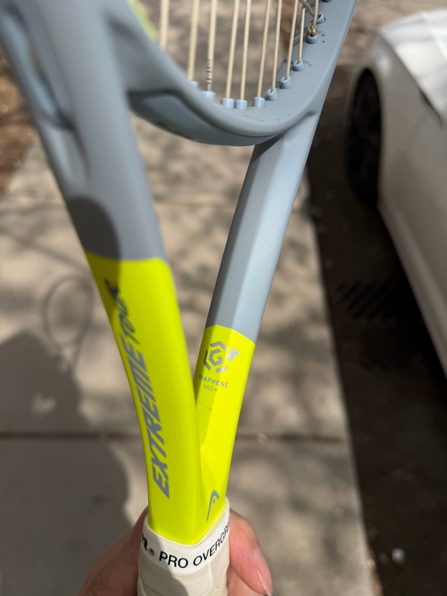 Like new Head Extreme Tour Tennis Racquet - photo 3