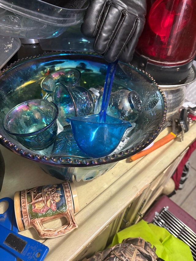 Carnival Glass Punch Bowl Set - photo 3