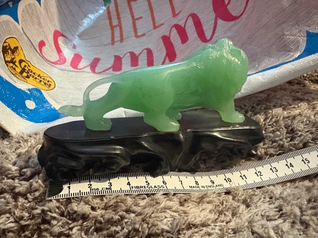 Fake jade plastic Lion Statue - photo 3