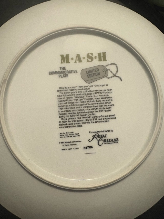 MASH Commemorative Plate - photo 3