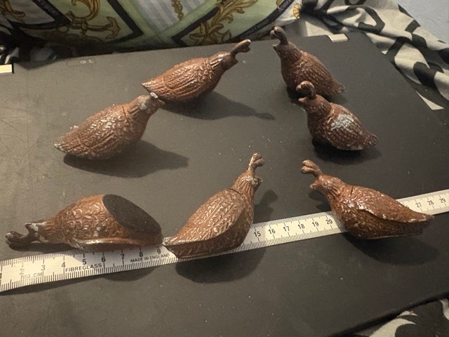 Vintage Table Card Holder - Set of 7 Quail Figurines