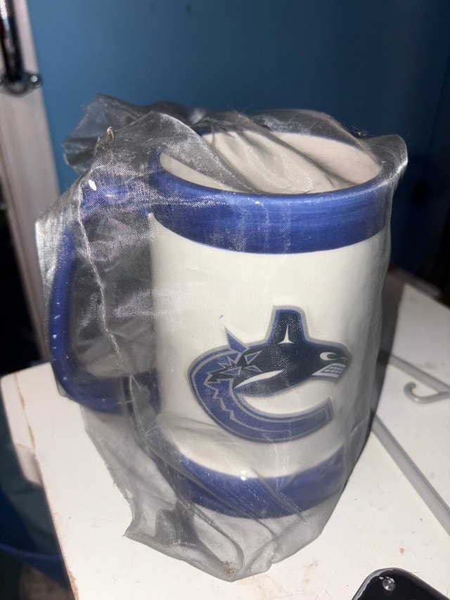 Canucks Mug