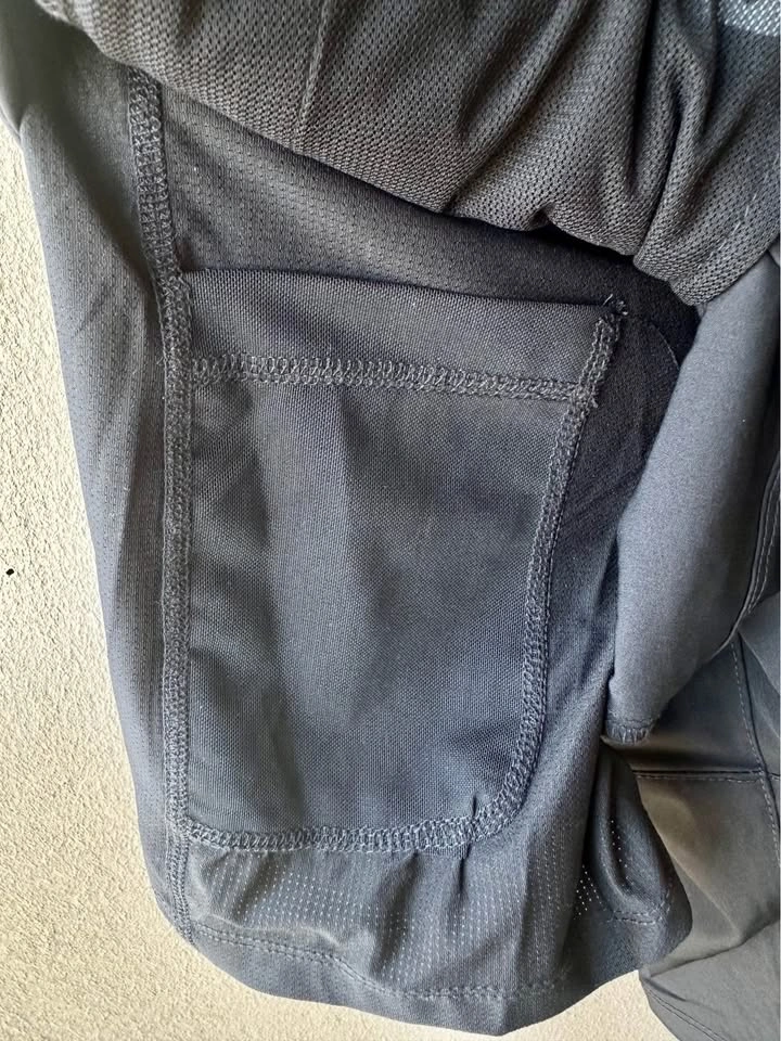 Brand New DKNY Swim Shorts - Size M - photo 4