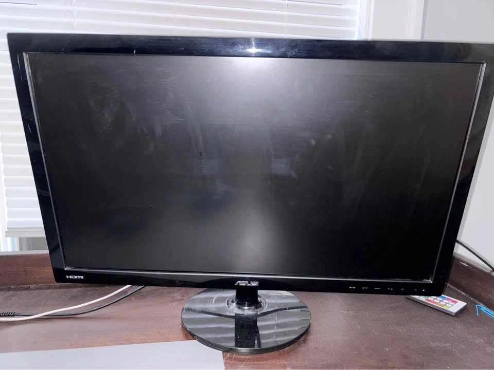 Asus Monitor Taking Offers - photo 2
