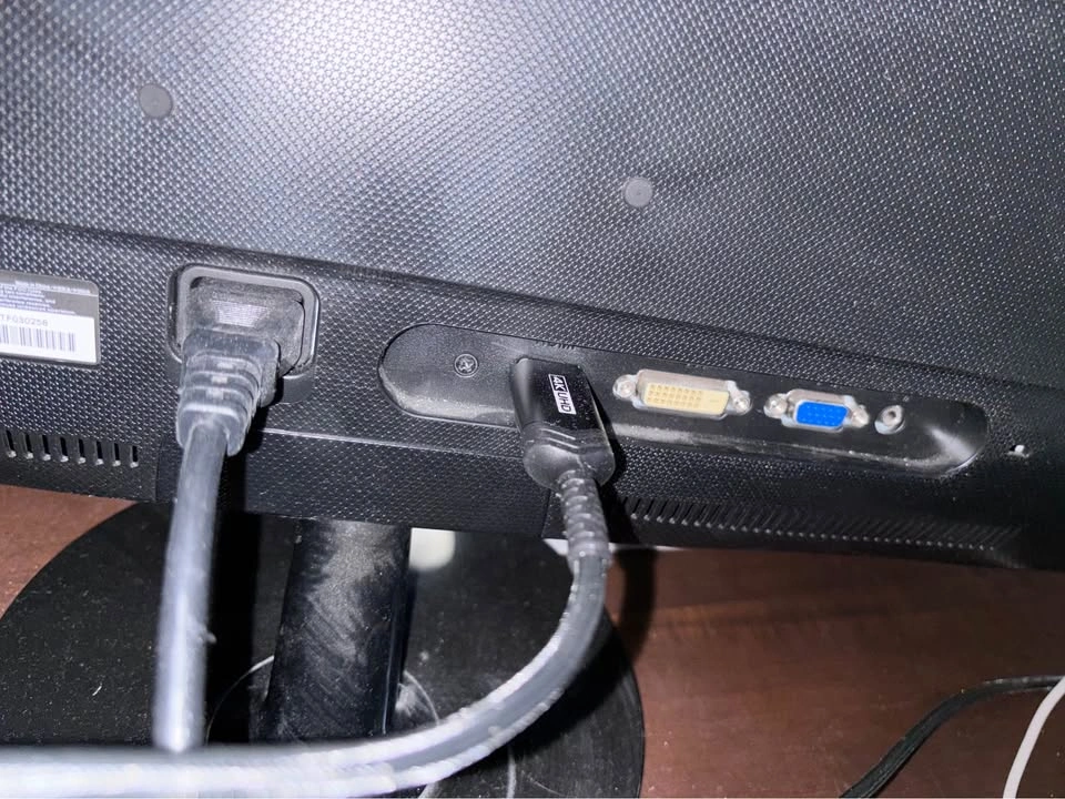 Asus Monitor Taking Offers - photo 3