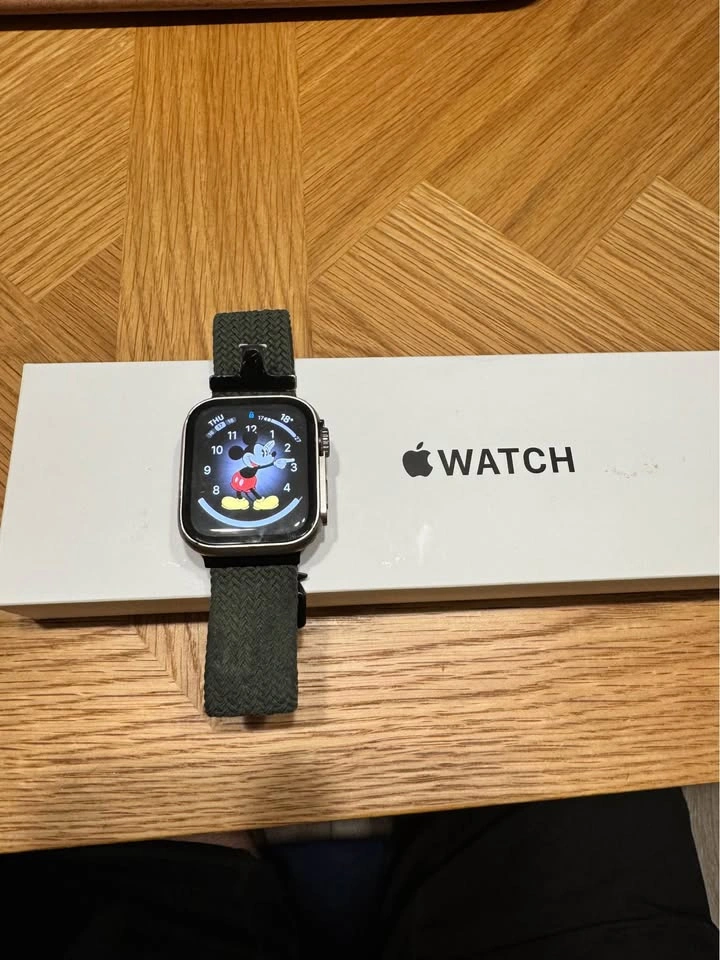 Apple Watch SE 44mm in good condition - photo 4