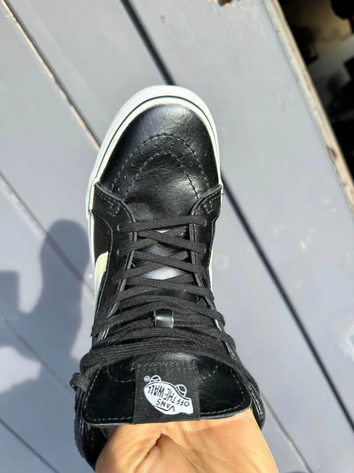 Women’s Vans Black/White Size 6.5 - photo 4