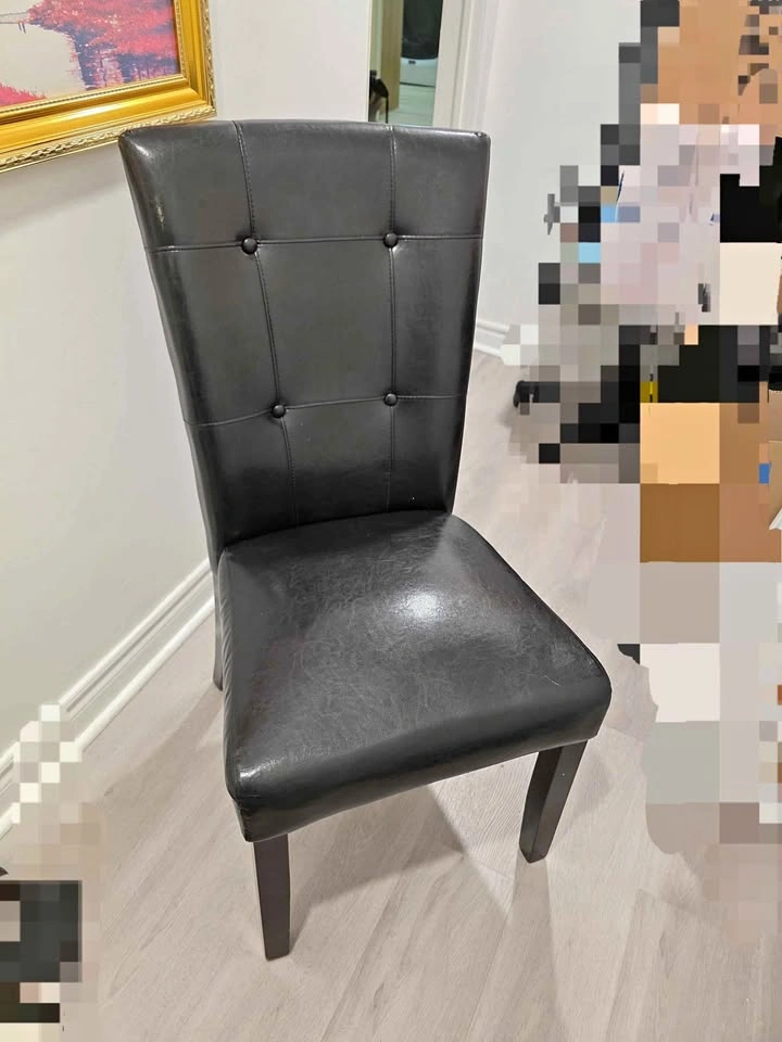 Comfortable Black Leather Chair