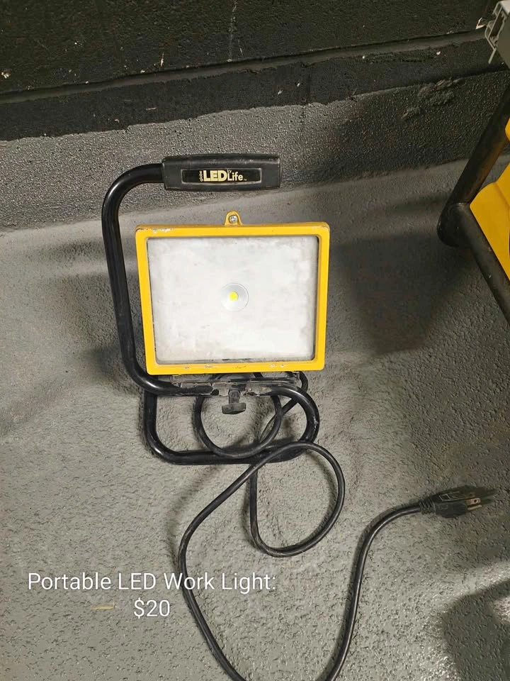 Portable LED Worklight