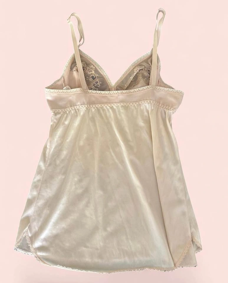 Vintage Lace Cream Cami!🌷💗🤍 - photo 2