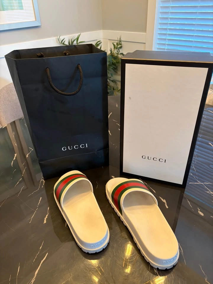 Gucci Pursuit 72 Men's Rubber Slides - Size 9 - photo 2