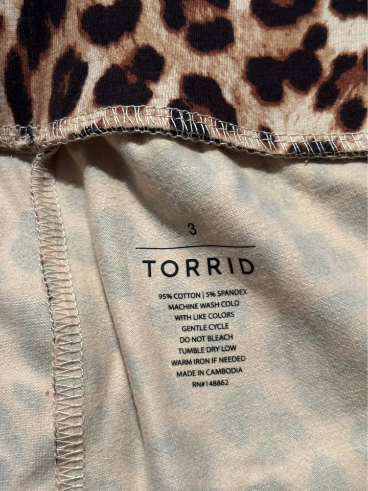 Torrid Bike Shorts Leopard NWOT 3X - photo 2