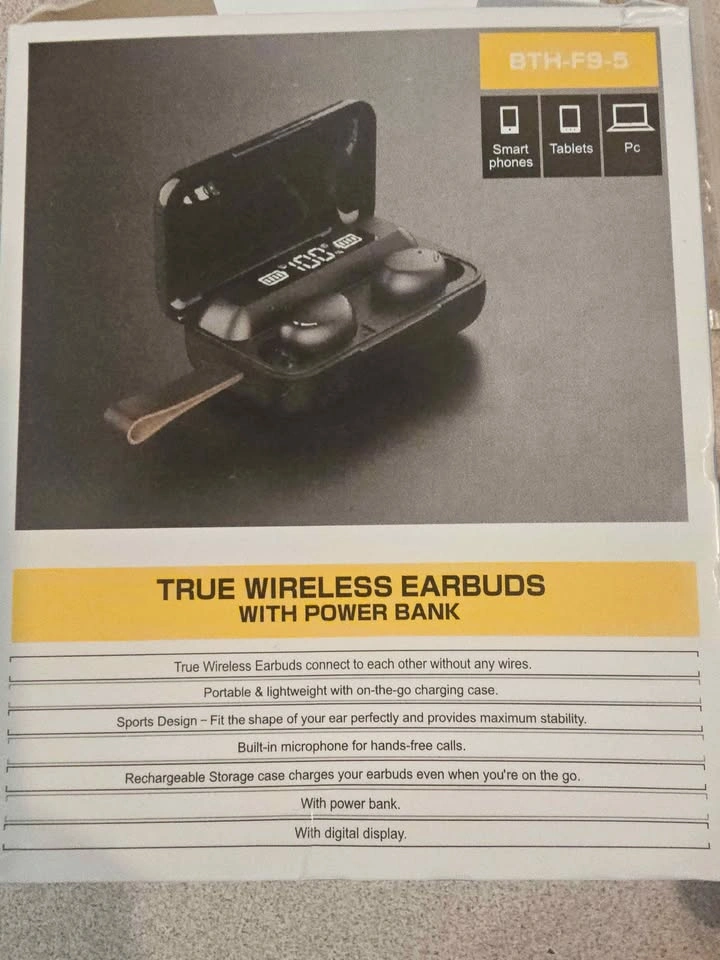 Wireless Earbuds with Power Bank Charging Case - photo 2