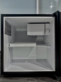 Galanz 1.7 cu. ft. Mini Fridge - photo 2