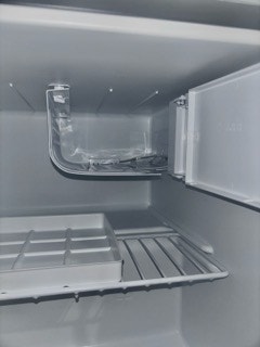 Galanz 1.7 cu. ft. Mini Fridge - photo 4