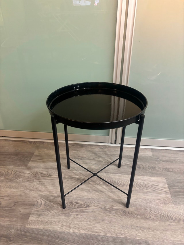 Black Metal Tray Table