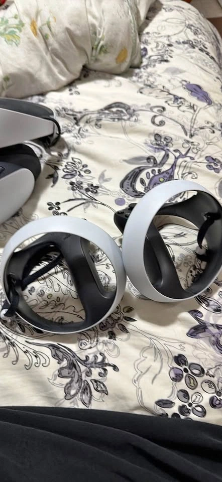 Sony PlayStation VR2 with Sense Controllers