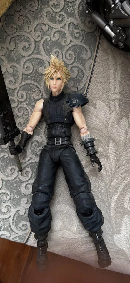 Final Fantasy VII Remake Play Arts Kai Cloud & Hardy-Daytona - photo 4