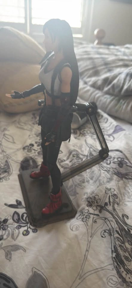 Play Art Kai Final Fantasy VII Tifa Lockhart Action Figure - photo 2