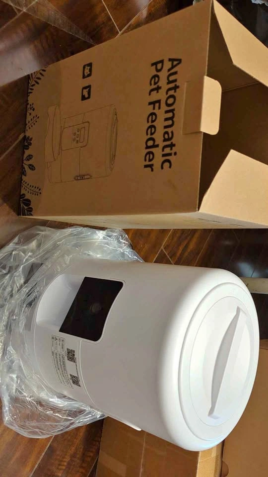Automatic Pet Feeder