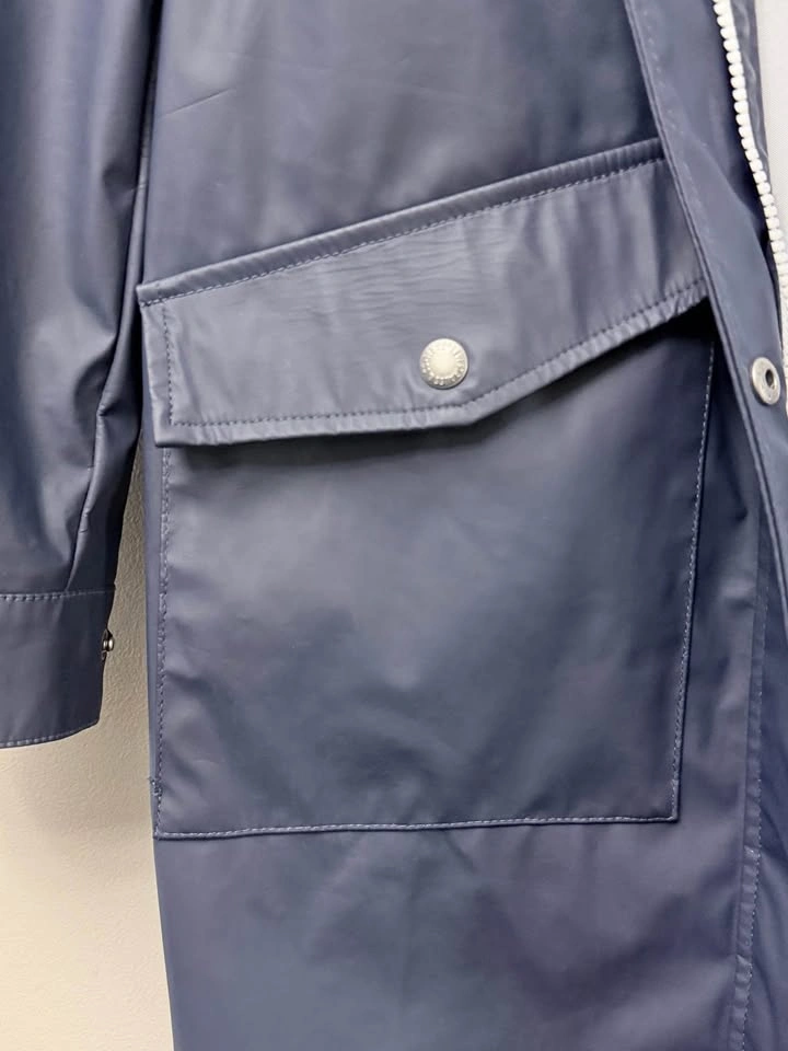 Levi’s Hooded Raincoat Navy Blue Size M Women - photo 2