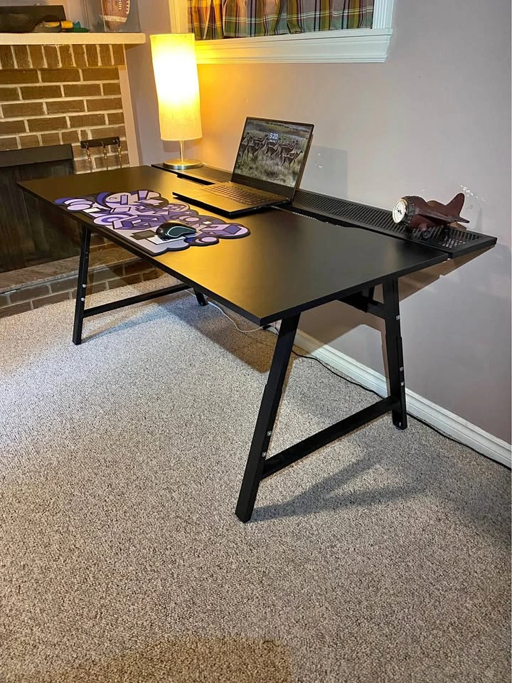 Ikea Gaming Desk (Delivery Available)