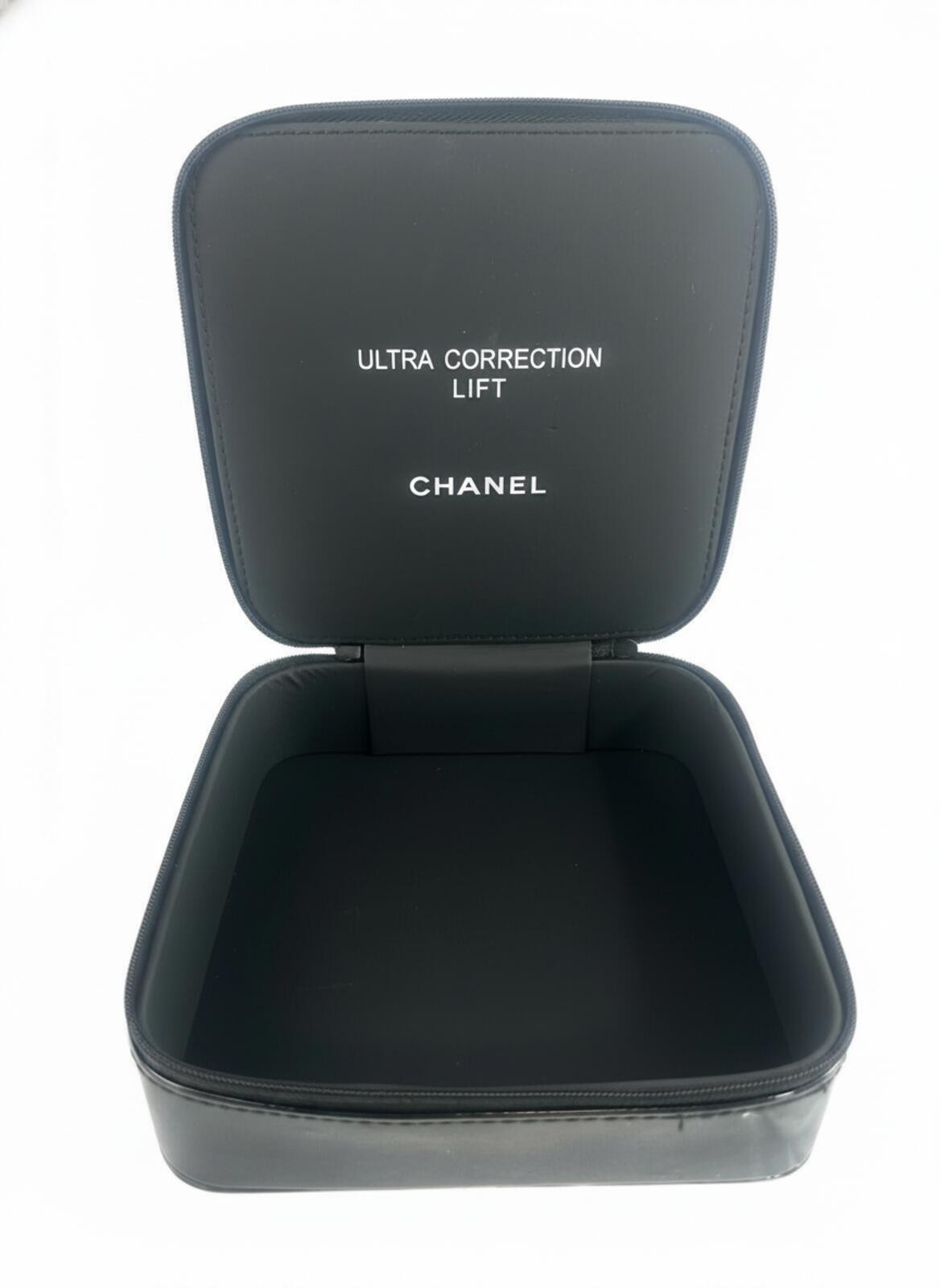 Chanel CC Logo Black Patent Cosmetic Case Vanity Pouch GWP | Pre - photo 2
