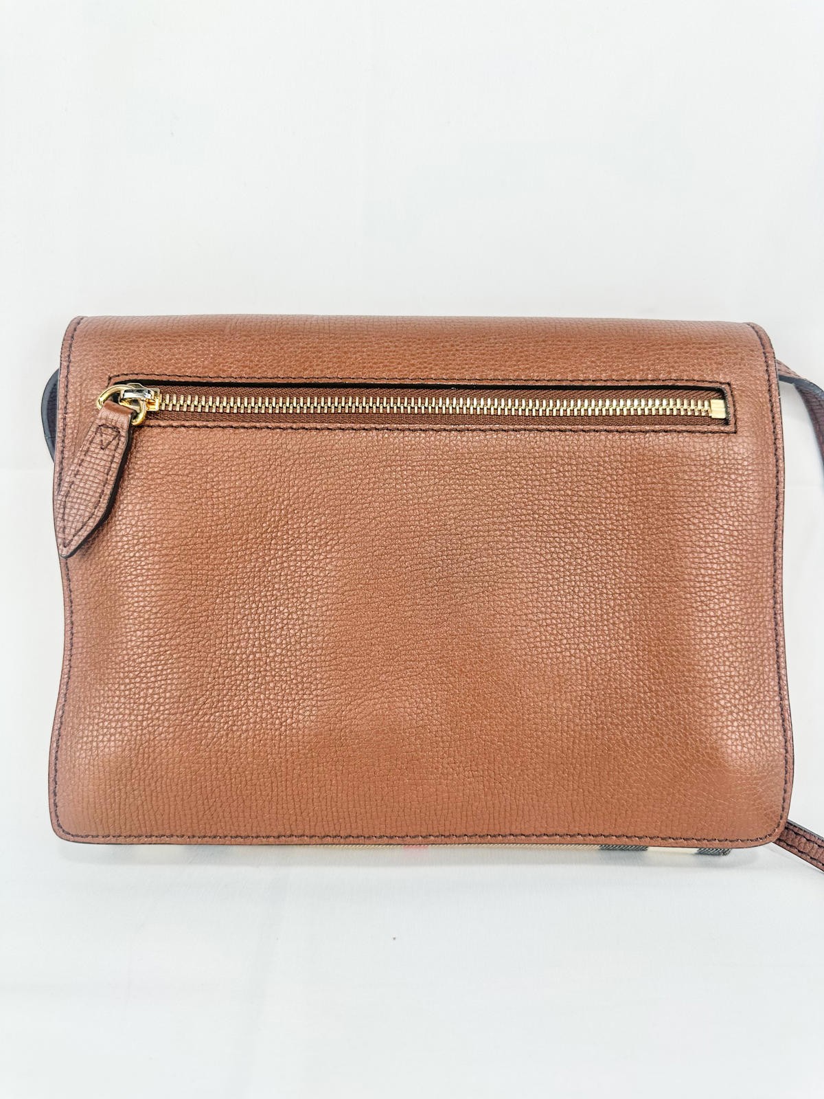 Burberry House Check Macken Bag - photo 2