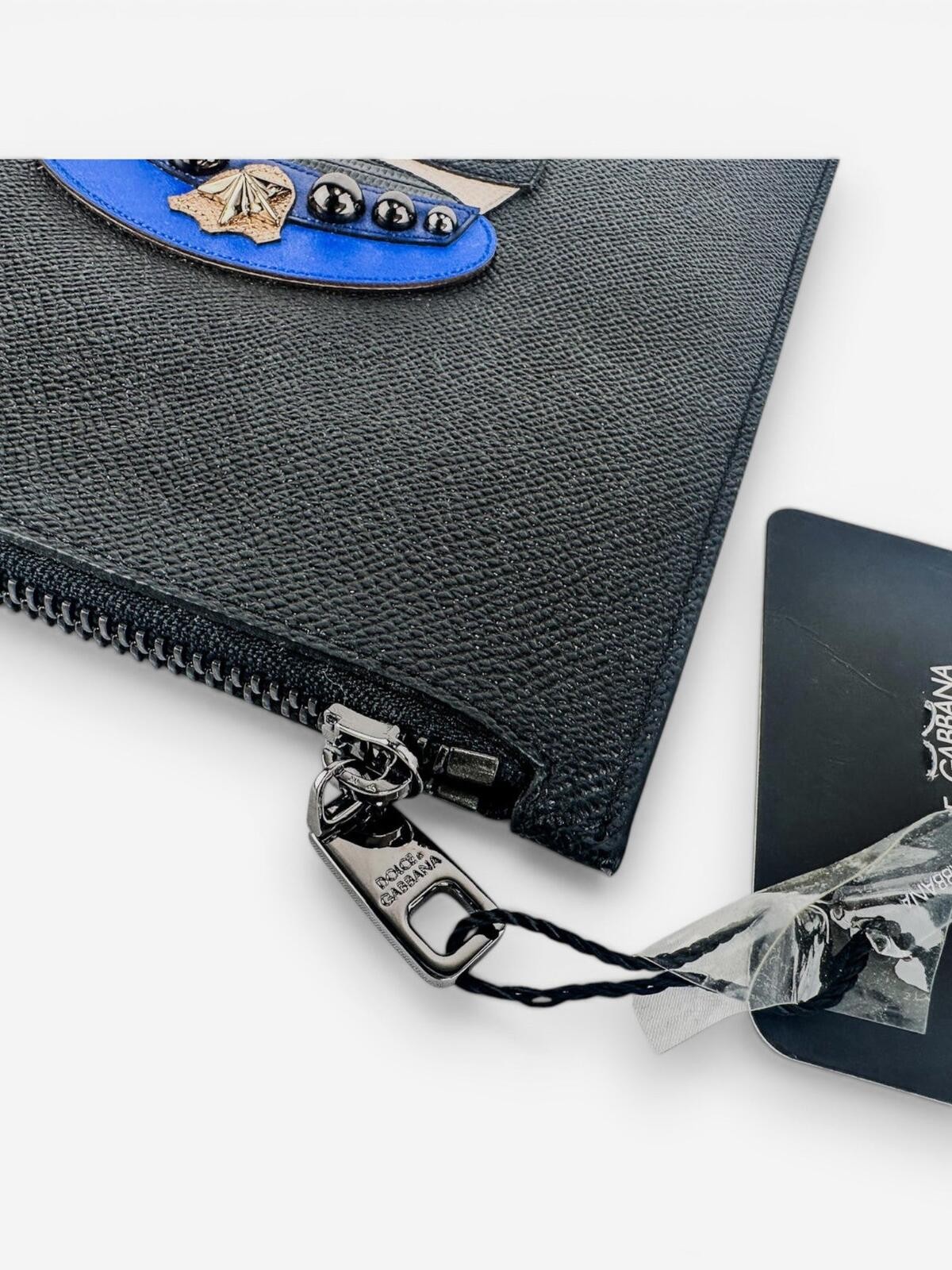 Dolce & Gabbana #DGFamily Black Calfskin Zip Pouch Face Appliqué - photo 4