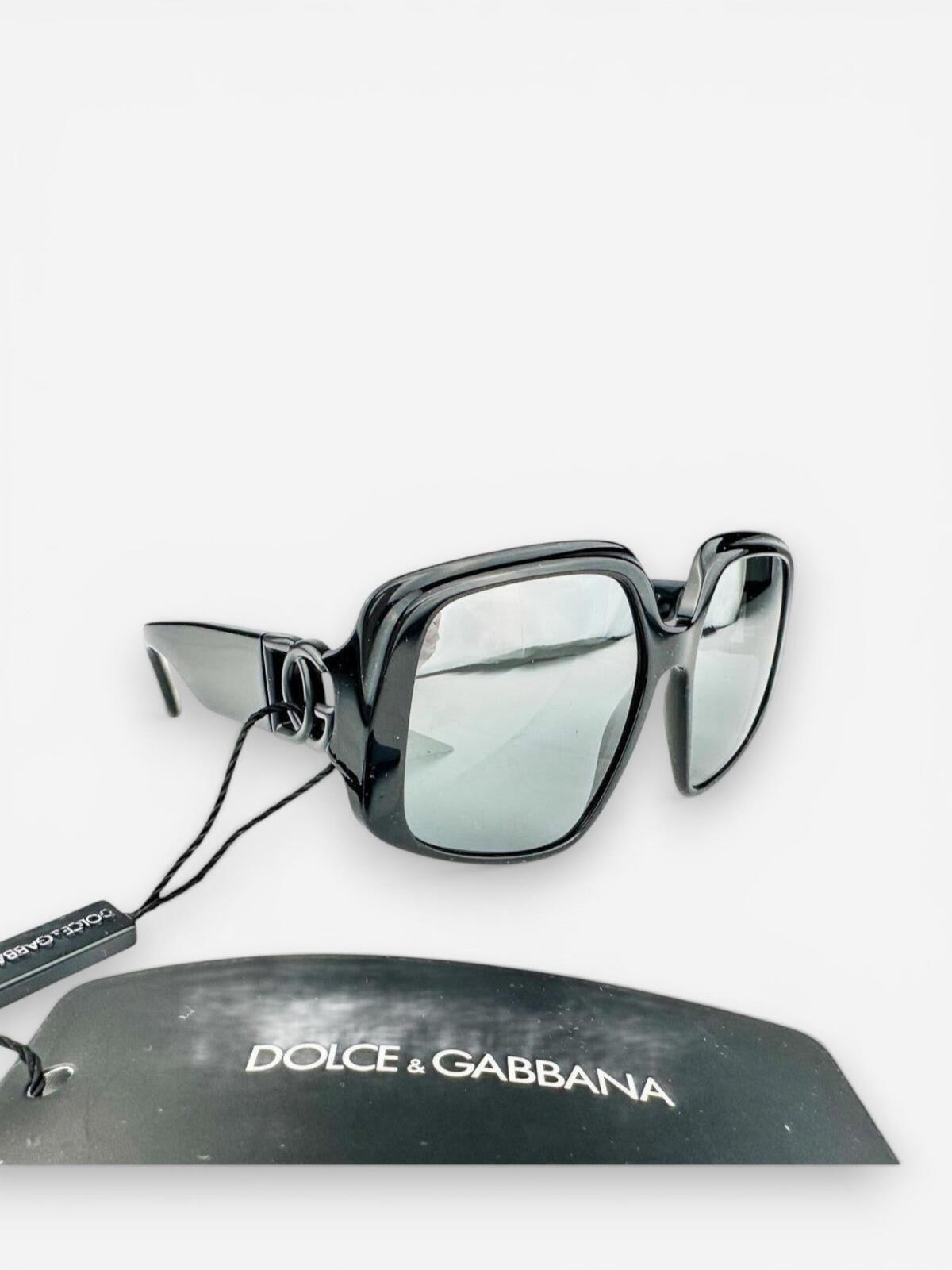 Dolce & Gabbana DG4386 Black Oversized Square Sunglasses - photo 2