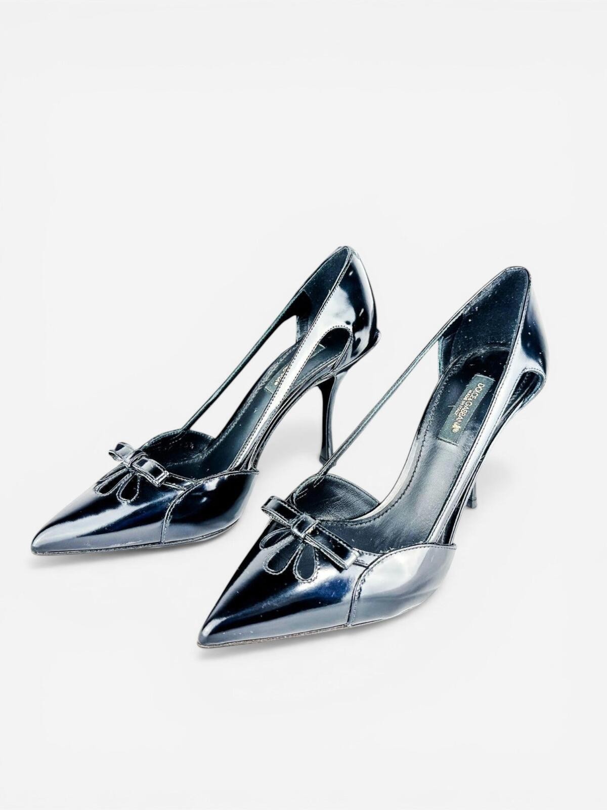 Dolce & Gabbana Black Patent Leather Bow Stiletto Pump EU 35.5 U - photo 3