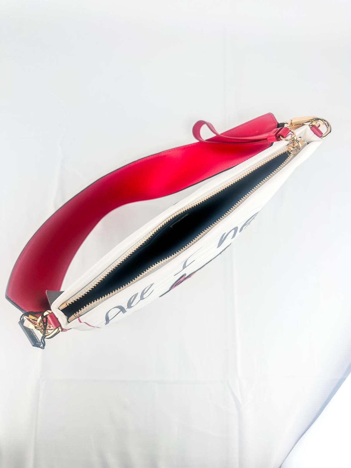 Dolce & Gabbana Cleo "All I Need Is Love & Wi-Fi" Bag - photo 3