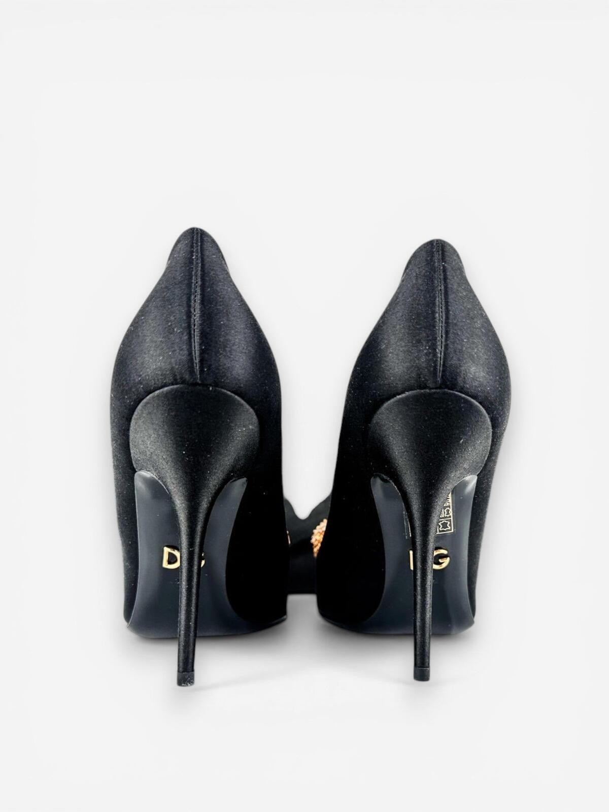 Dolce & Gabbana Crystal Bow Satin Pumps Black US 6.5 - photo 4