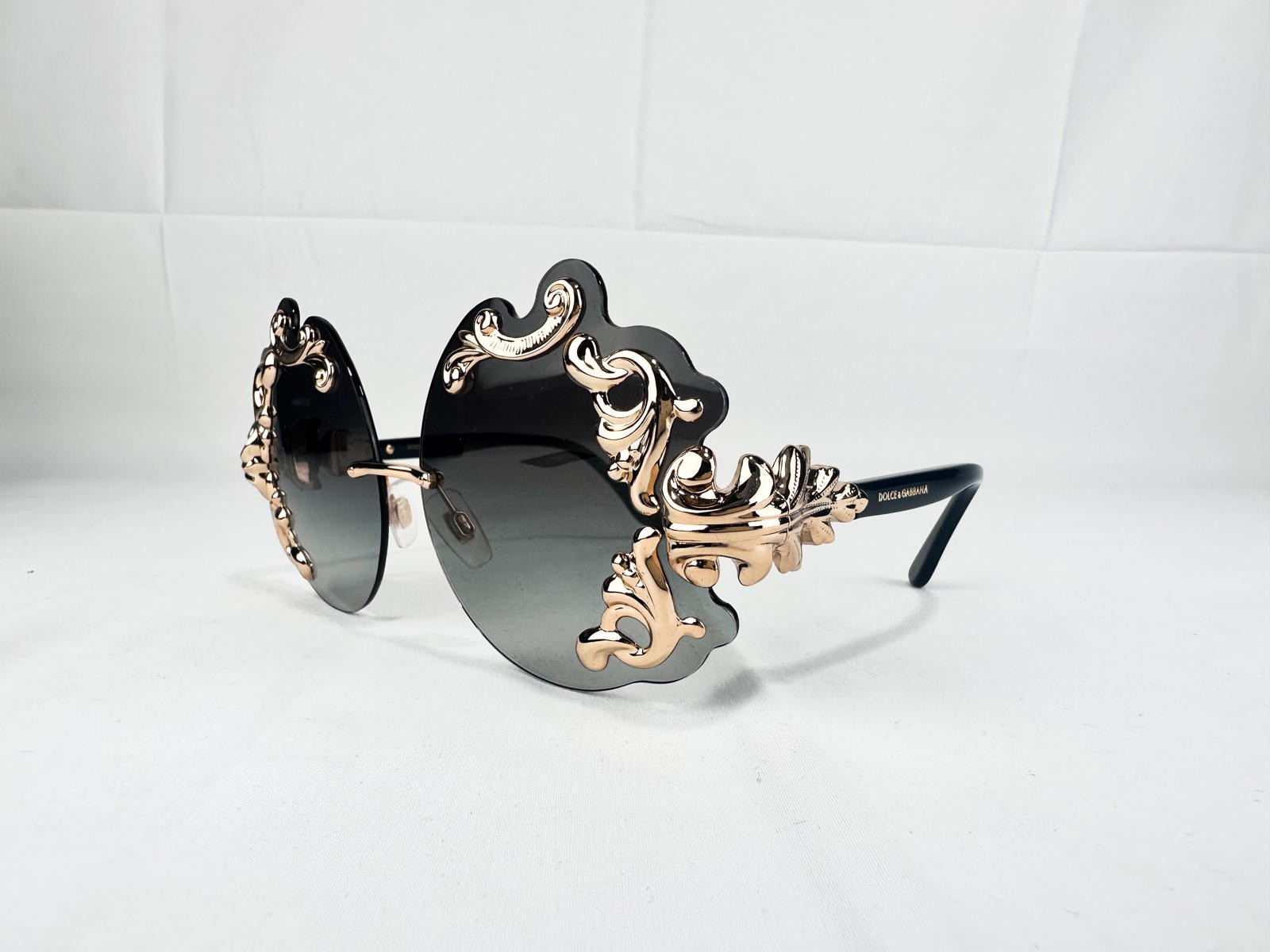 Dolce & Gabbana DG2195 Rimless Baroque Sunglasses Black Gold NWT - photo 3