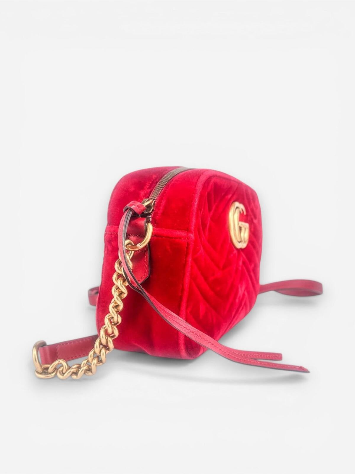 Gucci GG Marmont Red Velvet Camera Bag | Gold Hardware | New - photo 2