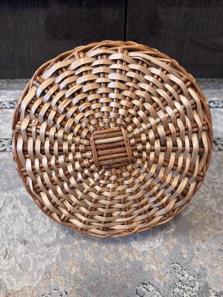 Vintage Woven Wicker Basket with Handle – Rustic Farmhouse Decor - photo 5