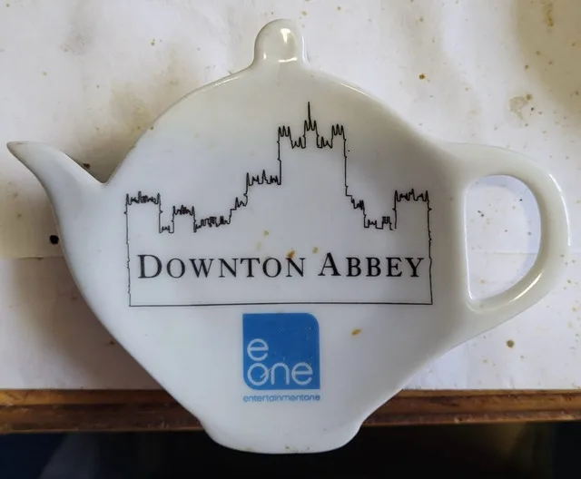 Teapot Shaped Tea Bag Holder Porcelain - Downton Abby thumbnail