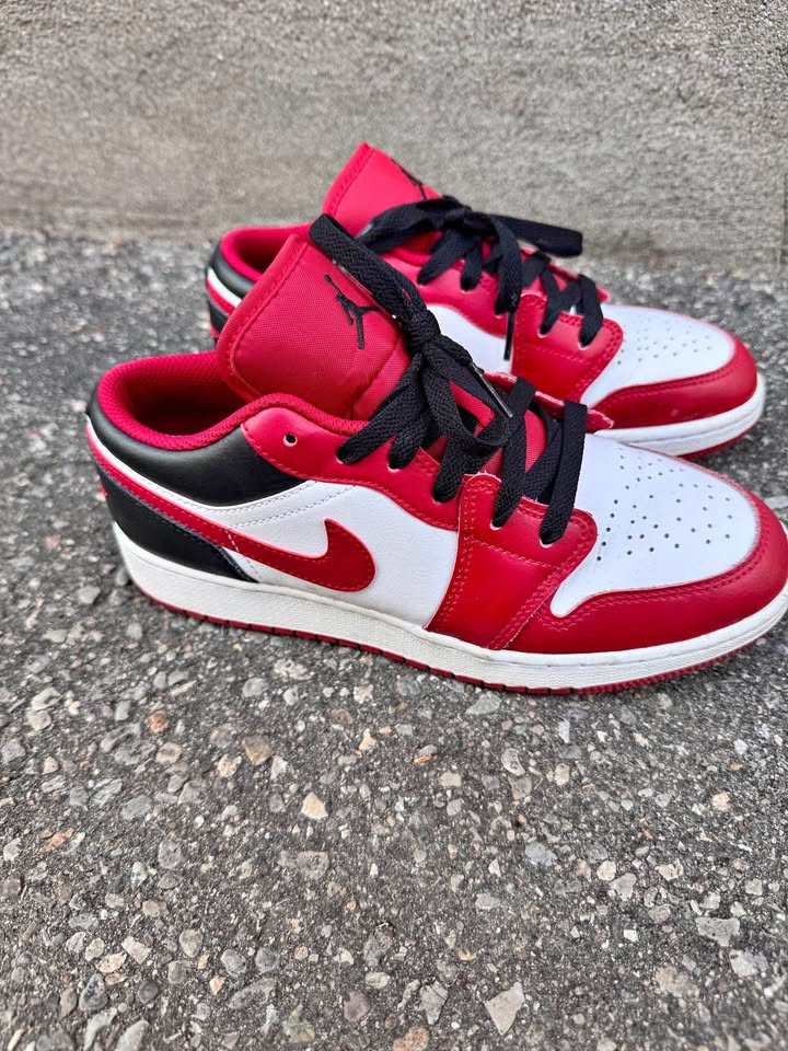 Nike shoes