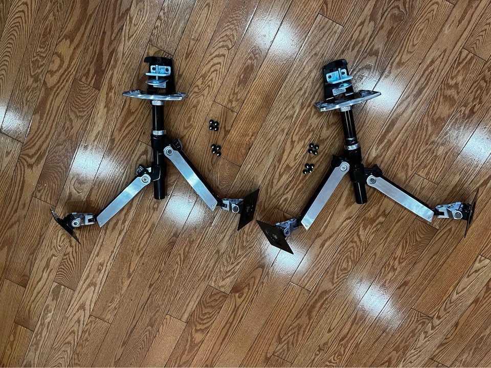 Ergotron Dual Monitor VESA Stand - photo 2