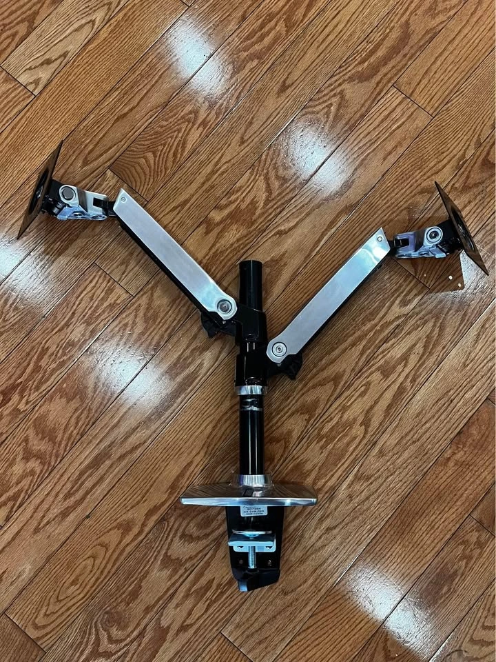 Ergotron Dual Monitor VESA Stand - photo 3