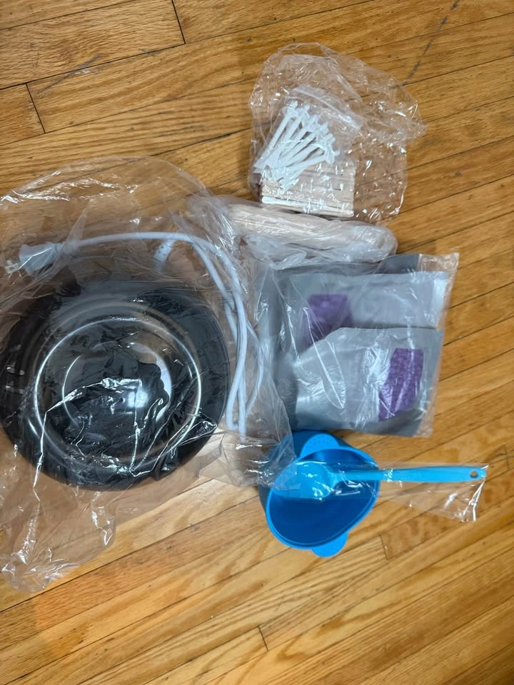 Wax Heater and Waxing Beans Kit - photo 2